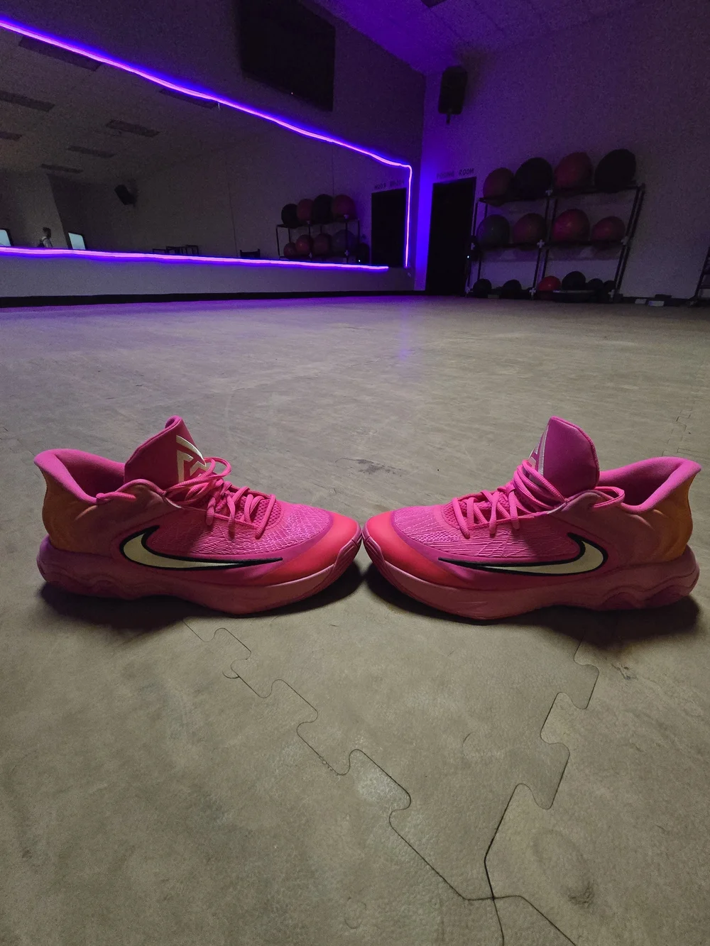 Nike Giannis Immortality 4 Pink and Orange Mens Performance Basketball Shoes